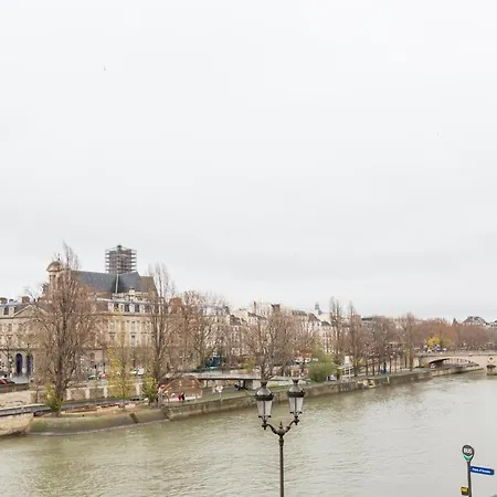 Veeve - Quai Aux Fleurs Appartamento Parigi