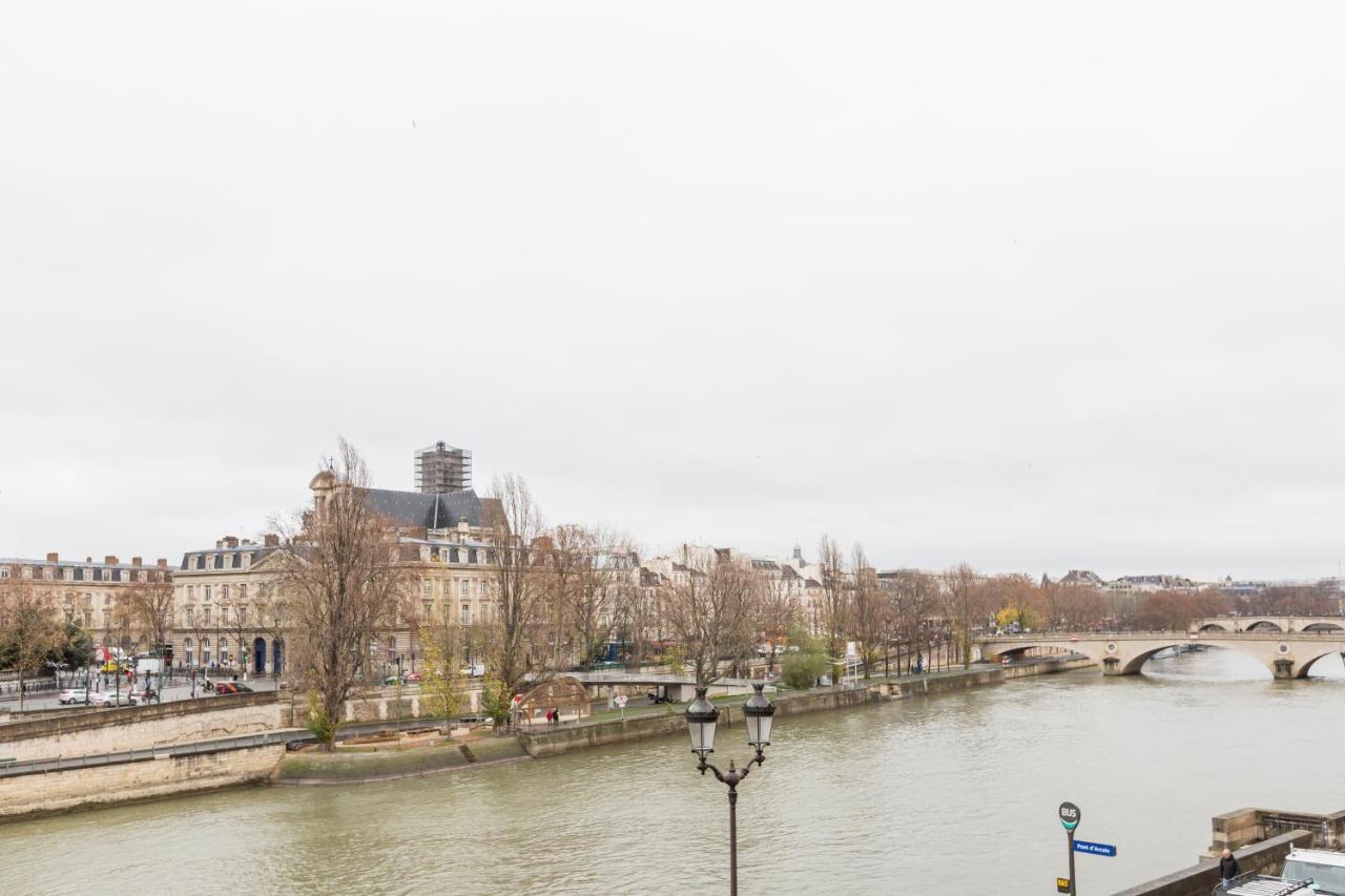 Veeve - Quai Aux Fleurs Appartamento Parigi